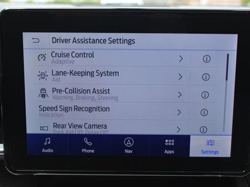 Used 2022 Ford Explorer XLT w/ Equipment Group 202A AWD/4WD image 31