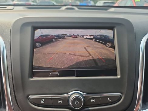 Used 2024 Chevrolet Equinox LS FWD image 20