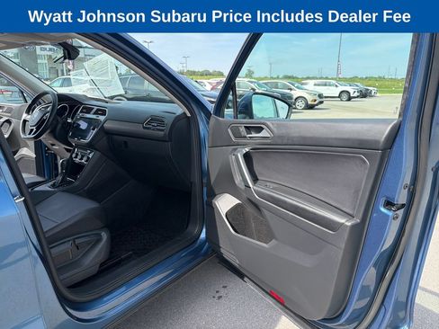 Used 2019 Volkswagen Tiguan SE w/ Panoramic Sunroof Package FWD image 41