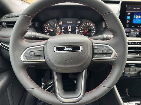 New 2026 Jeep Compass Trailhawk image 12