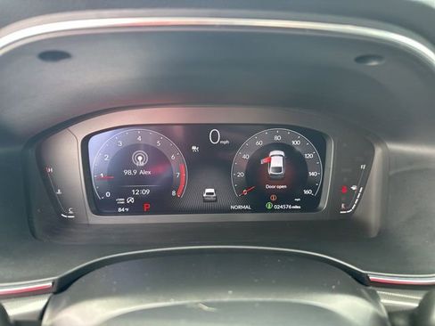 Used 2023 Acura Integra A-Spec image 9