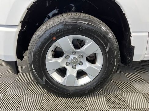 Used 2023 RAM 1500 Big Horn image 11