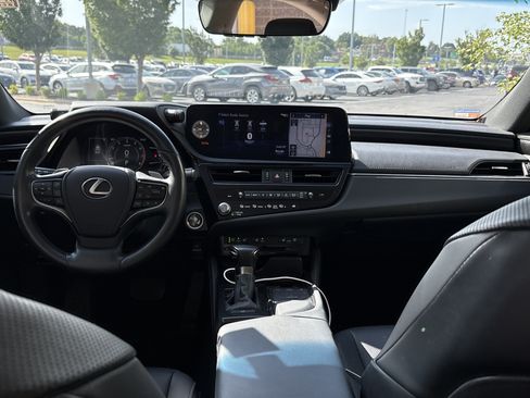 Used 2022 Lexus ES 350 w/ Premium Package FWD image 29