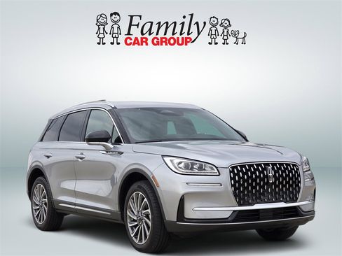 Used 2023 Lincoln Corsair Reserve image 2