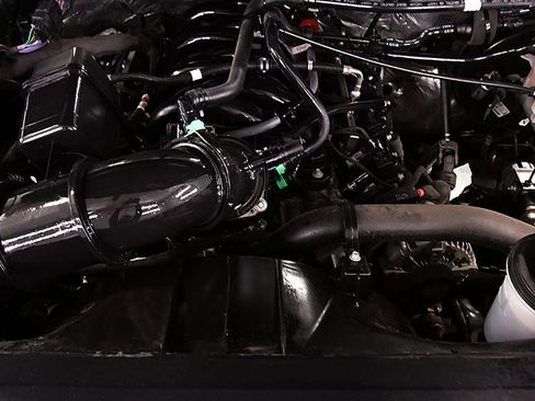 Used 2024 Ford F250 XLT w/ FX4 Off-Road Package image 32