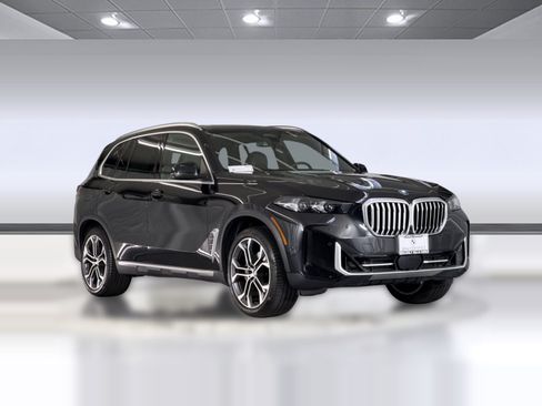 Certified 2024 BMW X5 sDrive40i w/ Parking Assistance Package RWD image 7