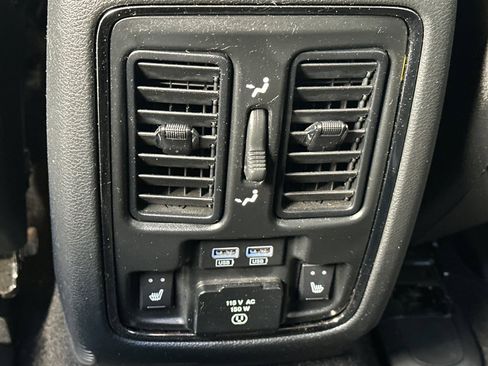 Used 2019 Dodge Durango R/T image 43