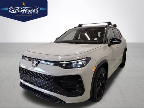 New 2026 Volkswagen Tiguan SE R-Line AWD/4WD image 1