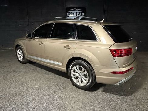 Used 2018 Audi Q7 3.0T Premium Plus w/ Premium Plus Package AWD/4WD image 4