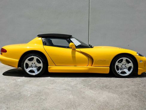 Used 2001 Dodge Viper RT/10 RWD image 7