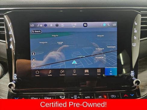 Certified 2024 Jeep Wagoneer L Series III w/ Flexible Seating Group AWD/4WD image 18