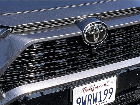 Used 2025 Toyota RAV4 XSE image 31