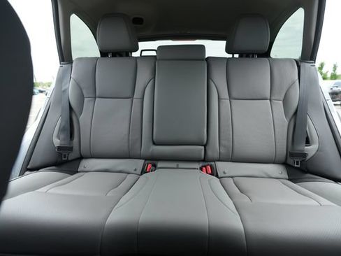 Used 2025 Subaru Outback Limited AWD/4WD image 38