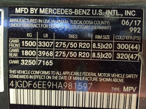 Used 2017 Mercedes-Benz GLS 450 4MATIC w/ Premium Package image 33