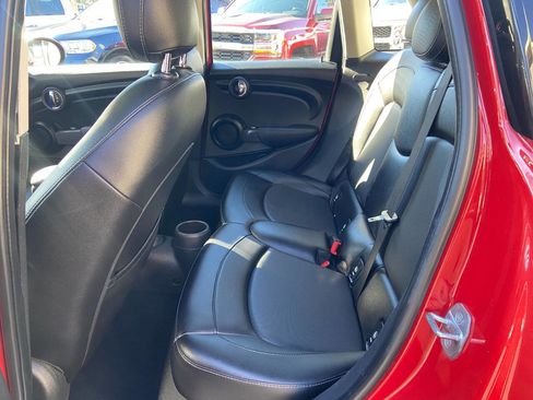 Used 2016 MINI Cooper 4-Door Hardtop w/ Media Package image 15