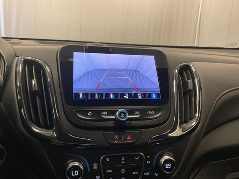 Used 2023 Chevrolet Equinox RS AWD/4WD image 23