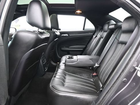 Used 2020 Chrysler 300 S w/ S Model Appearance Package RWD image 33