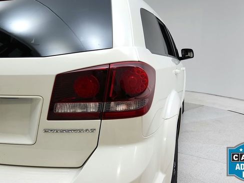 Used 2020 Dodge Journey Crossroad image 27