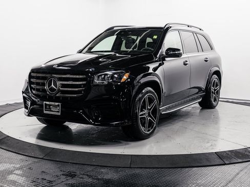 Used 2026 Mercedes-Benz GLS 450 GLS 450 image 3