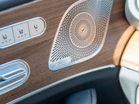 Used 2024 Mercedes-Benz GLE 350 4MATIC w/ Driver Assistance Package image 33