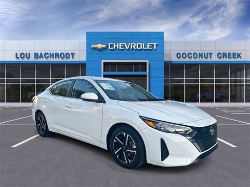 Used 2024 Nissan Sentra SV image 2