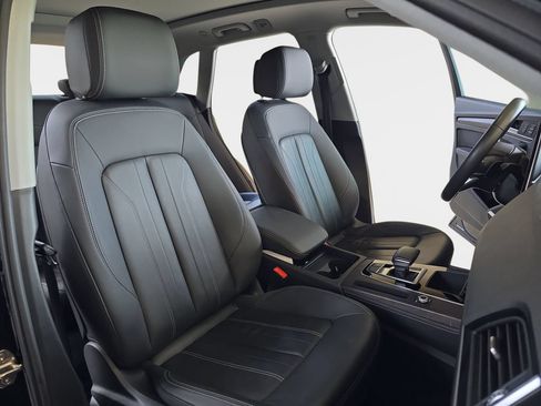 Certified 2023 Audi Q5 2.0T Premium Plus w/ Premium Plus Package AWD/4WD image 10