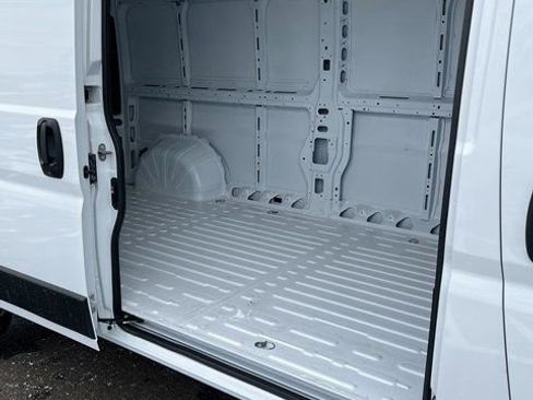 New 2026 RAM ProMaster 3500 w/ Convenience Group FWD image 5