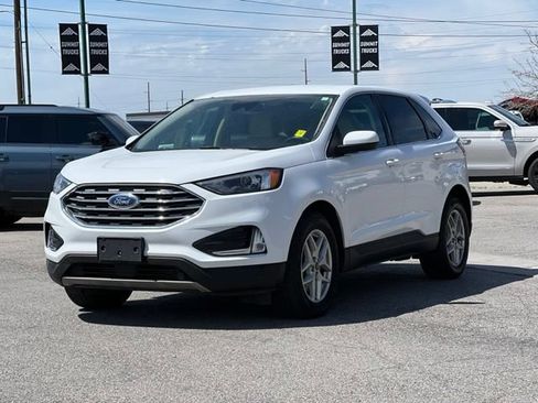 Used 2022 Ford Edge SEL w/ Convenience Package AWD/4WD image 3