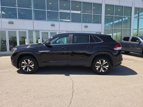 New 2026 Volkswagen Atlas Cross Sport SE AWD/4WD image 12