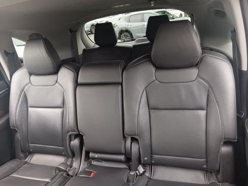 Used 2020 Acura MDX w/ Technology Package AWD/4WD image 13