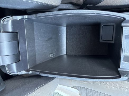 Used 2021 Ford Escape SE w/ Cold Weather Package image 18