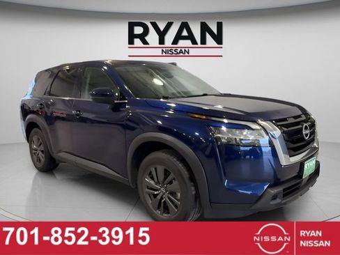 Certified 2022 Nissan Pathfinder S w/ Cargo Package image 7