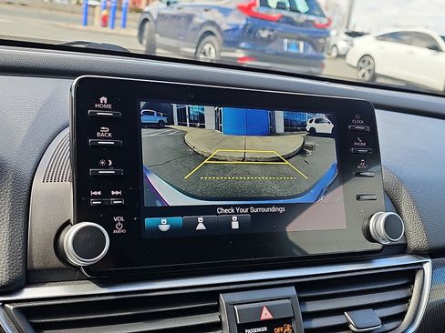 Used 2021 Honda Accord Sport image 18