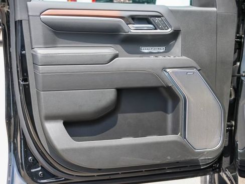 New 2026 GMC Sierra 1500 Denali w/ Technology Package AWD/4WD image 11
