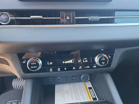 New 2026 Nissan Rogue SL AWD/4WD image 21
