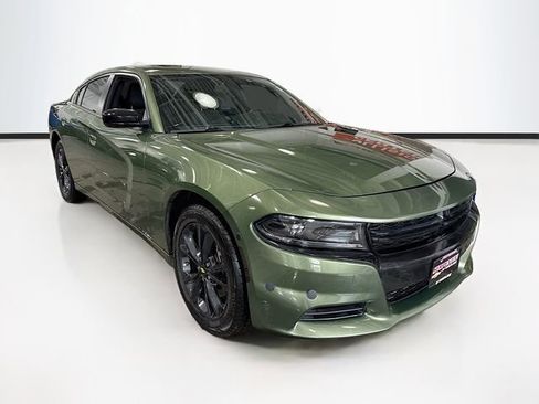 Used 2023 Dodge Charger SXT w/ Blacktop Package image 3