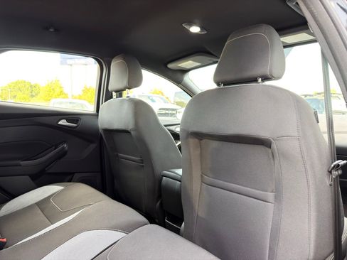 Used 2018 Ford Focus ST FWD image 28