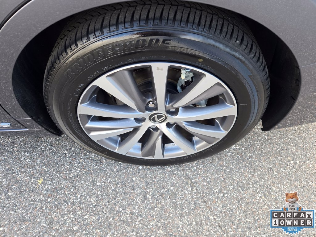 Used 2020 Lexus ES 300h w/ Premium Package FWD image 13