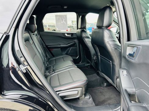 Used 2023 Ford Escape ST-Line w/ Tech Pack #1 AWD/4WD image 32