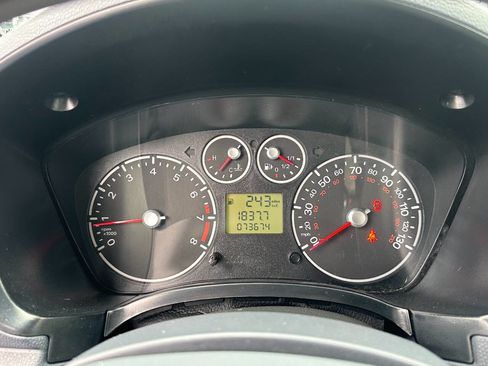 Used 2012 Ford Transit Connect XLT image 18