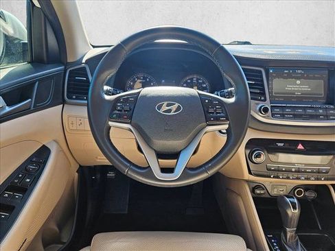 Used 2017 Hyundai Tucson Limited image 11
