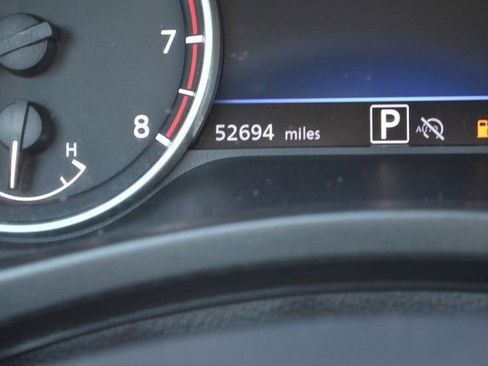 Used 2024 Nissan Sentra SV image 23