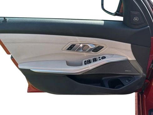 Used 2021 BMW 330i xDrive Sedan image 11