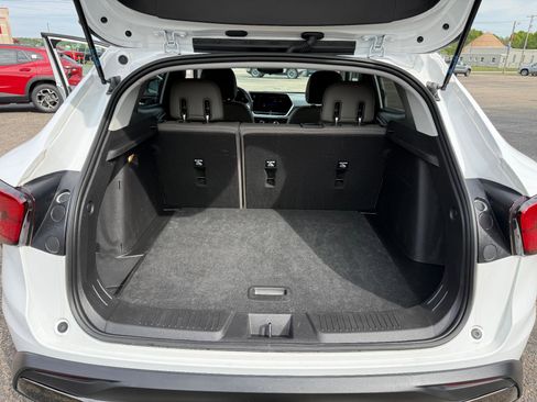 Certified 2024 Chevrolet Trax ACTIV FWD image 16