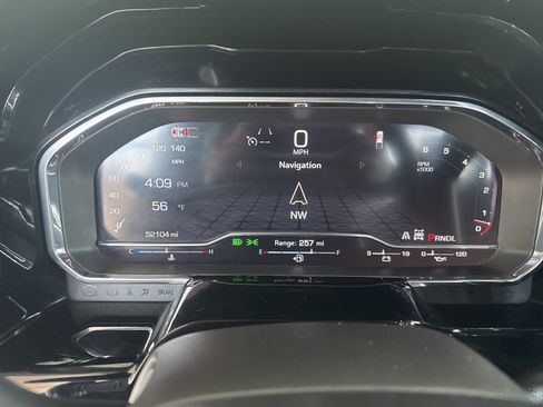 Used 2024 GMC Sierra 1500 SLT image 28