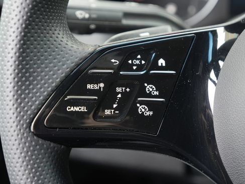 Used 2025 Mercedes-Benz Sprinter 2500 image 15
