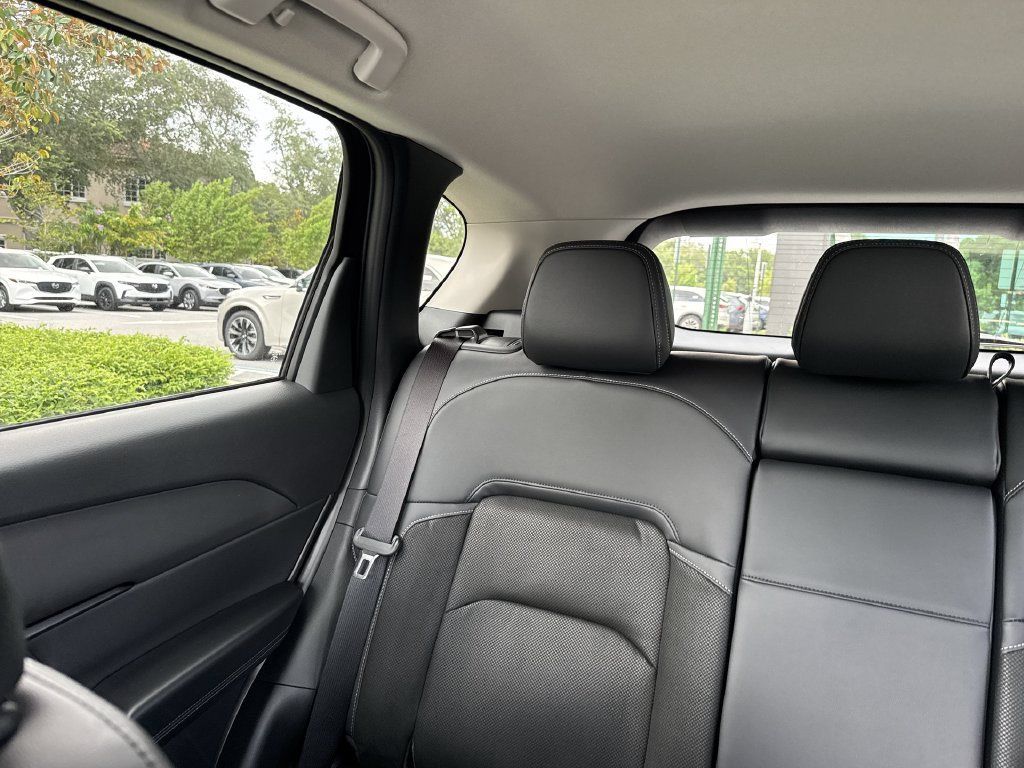 New 2026 MAZDA CX-5 Select AWD/4WD image 17