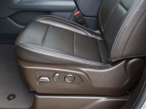 Used 2024 GMC Yukon XL Denali w/ Max Trailering Package image 19