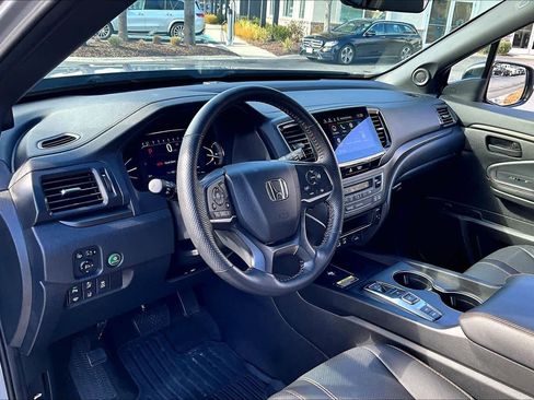 Certified 2024 Honda Passport TrailSport image 51