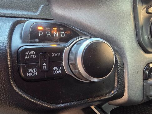Used 2022 RAM 1500 Big Horn AWD/4WD image 11